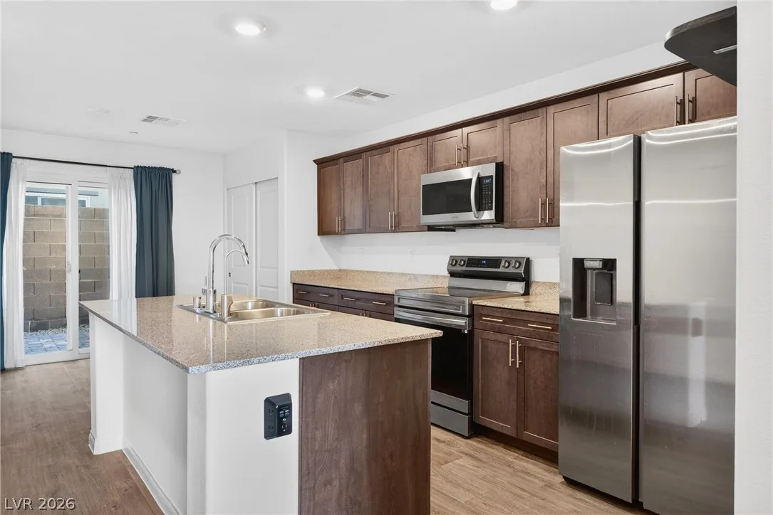 6947 Magenta Moon Street — photo 4