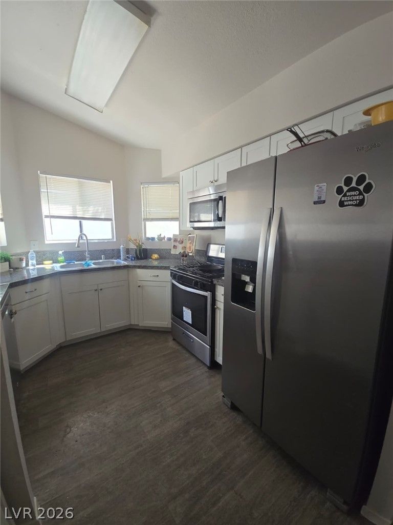 5772 Cinnabar Avenue — photo 5 of 15