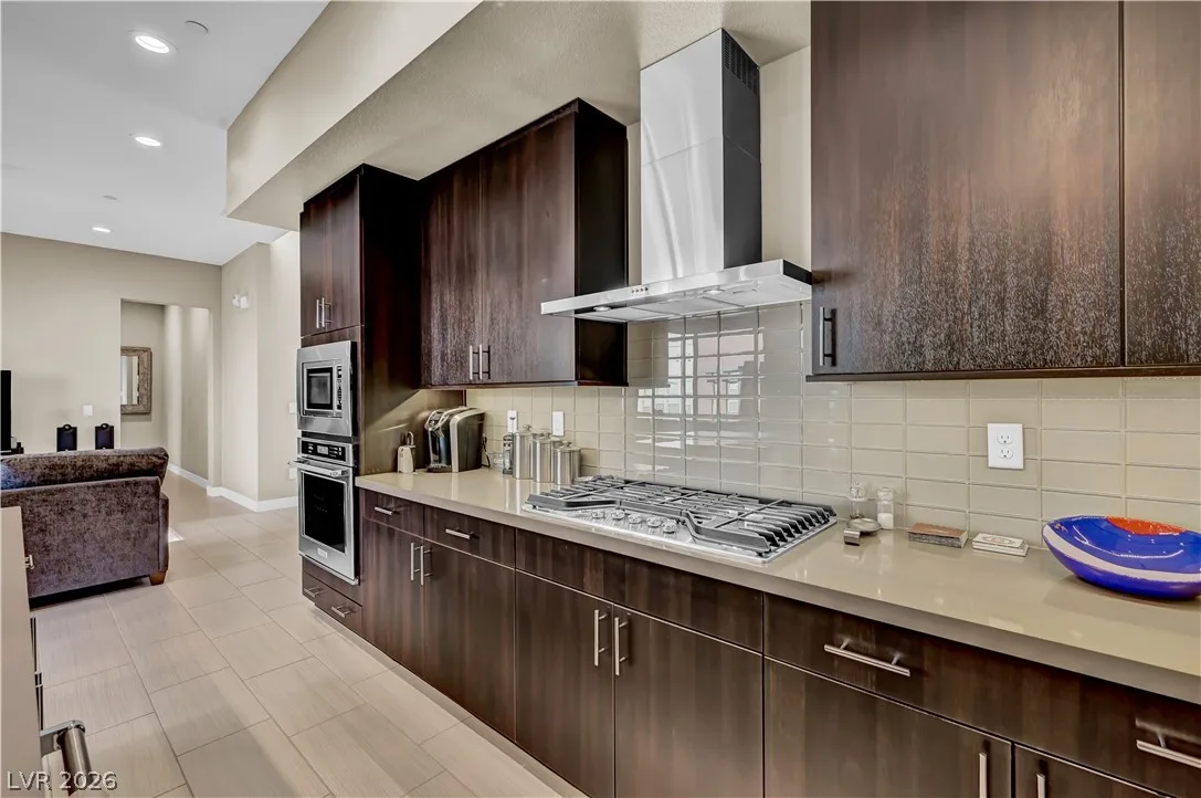 1257 Venue Street 102 — photo 3
