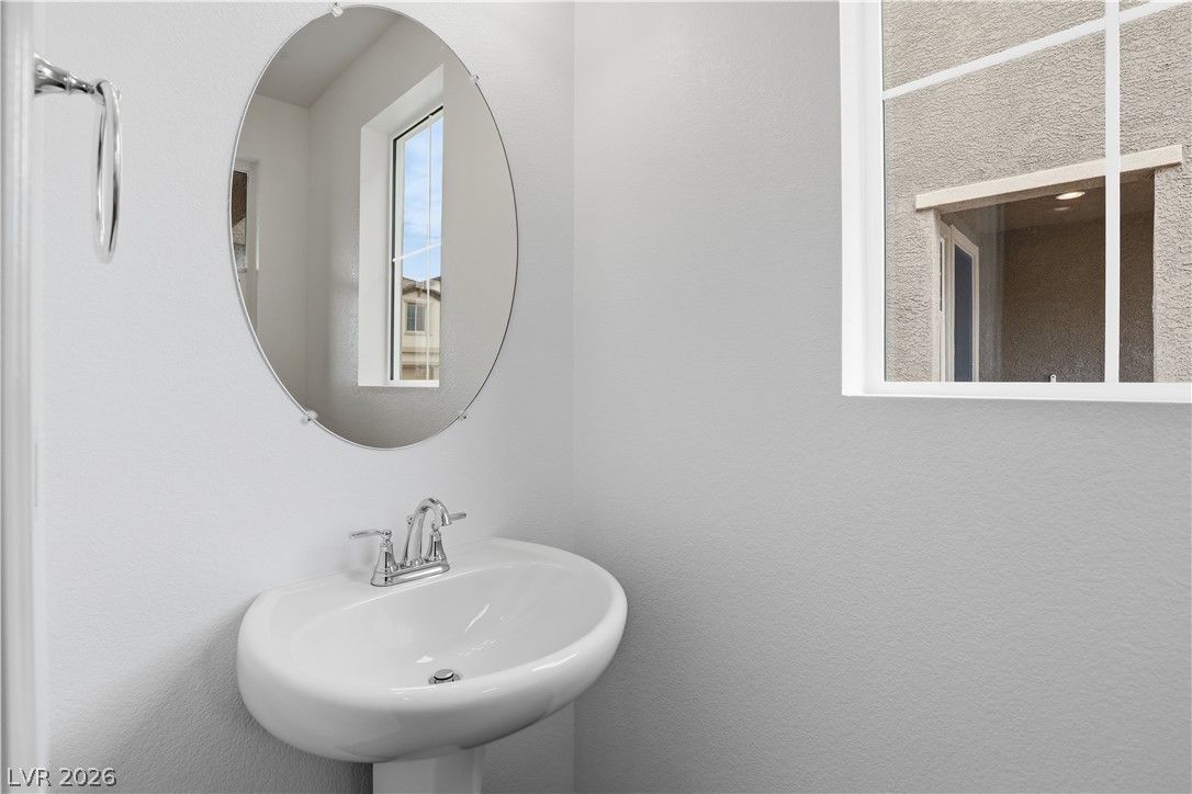 5351 Borra Hills Street — photo 4 of 21