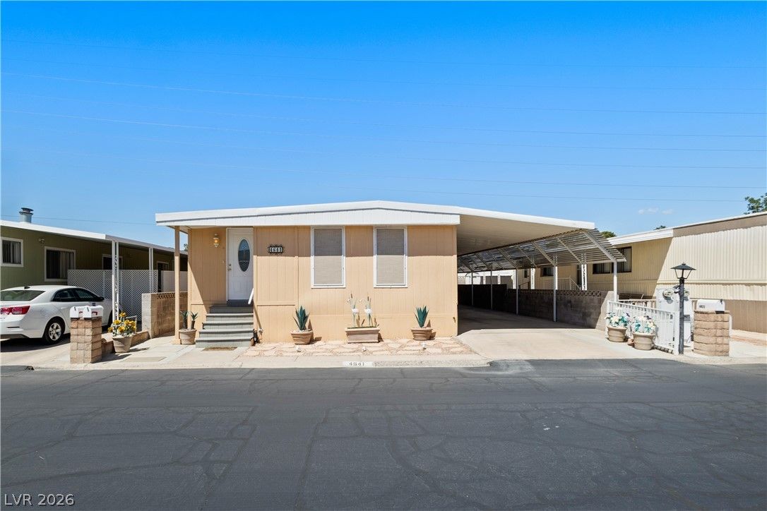 4641 Royal Ridge Boulevard — photo 4