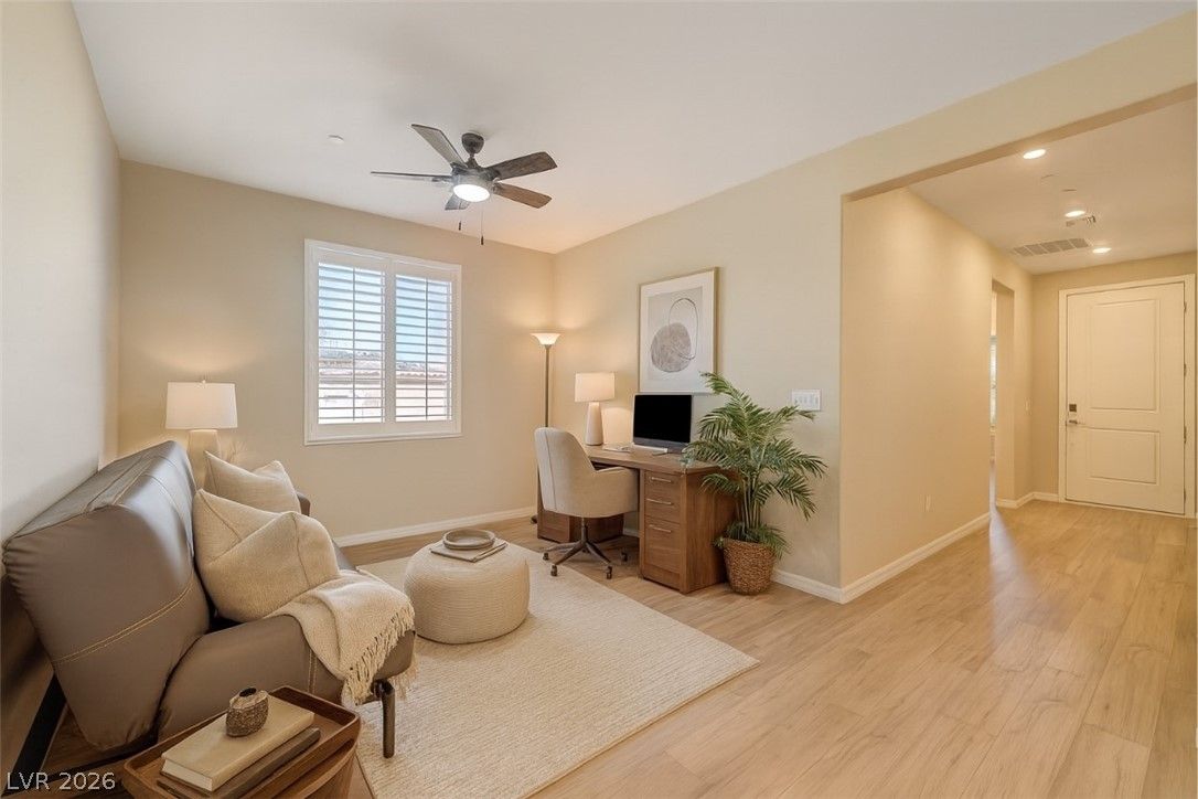 10255 Crimson Currant Street — photo 4