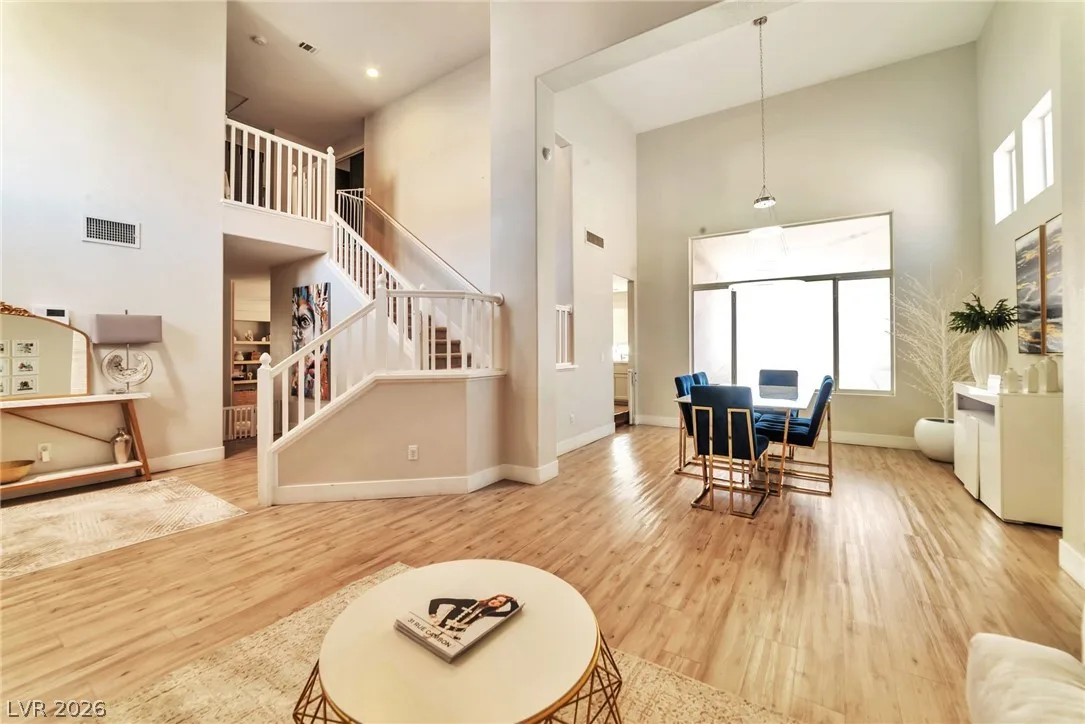 1021 Moorpoint Drive — photo 3