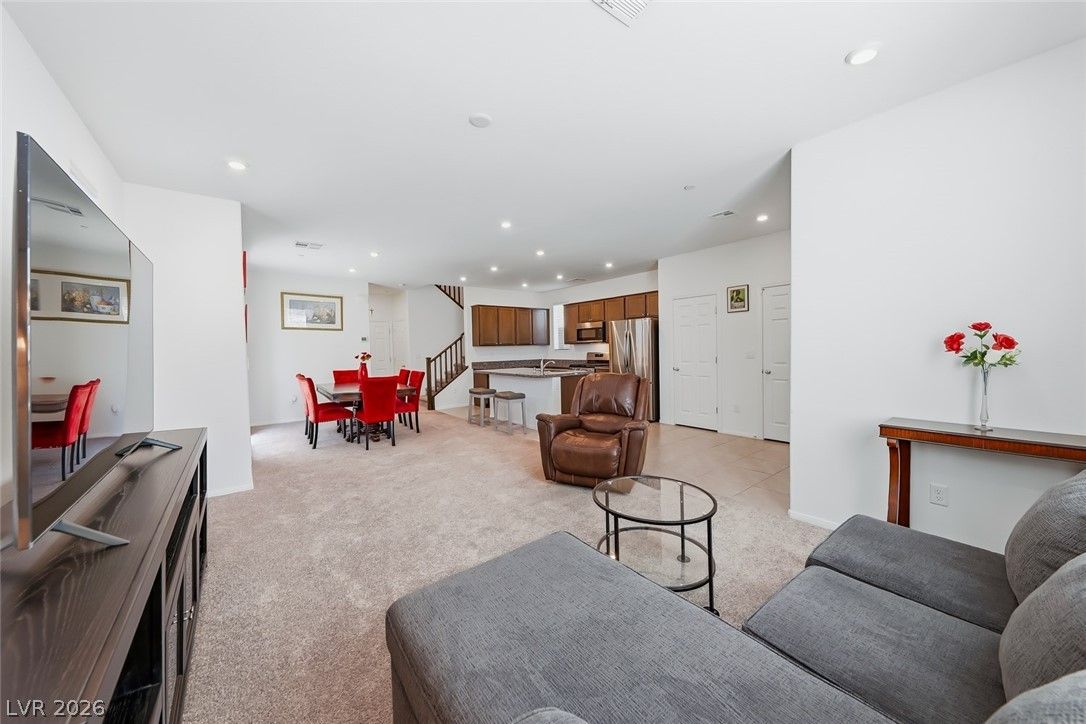 1347 Cerulean Avenue — photo 4