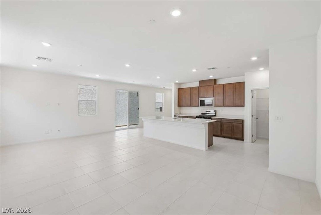 2707 Cibola Forest Street — photo 5