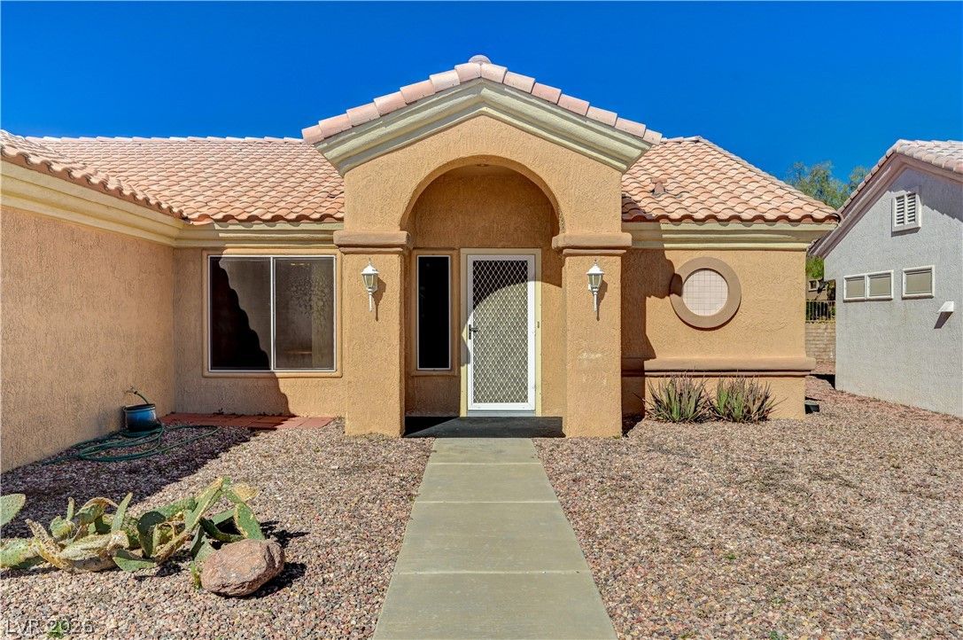 2621 Lotus Hill Drive — photo 4