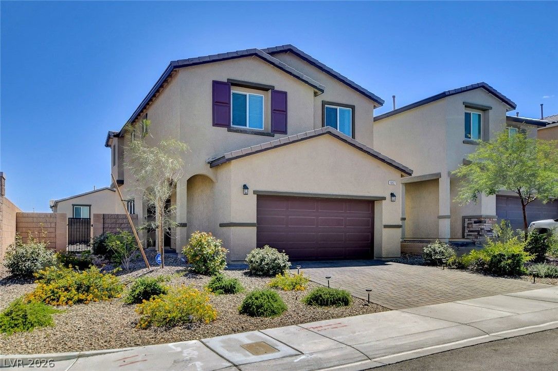 10927 Cambridge Lakes Avenue — photo 3