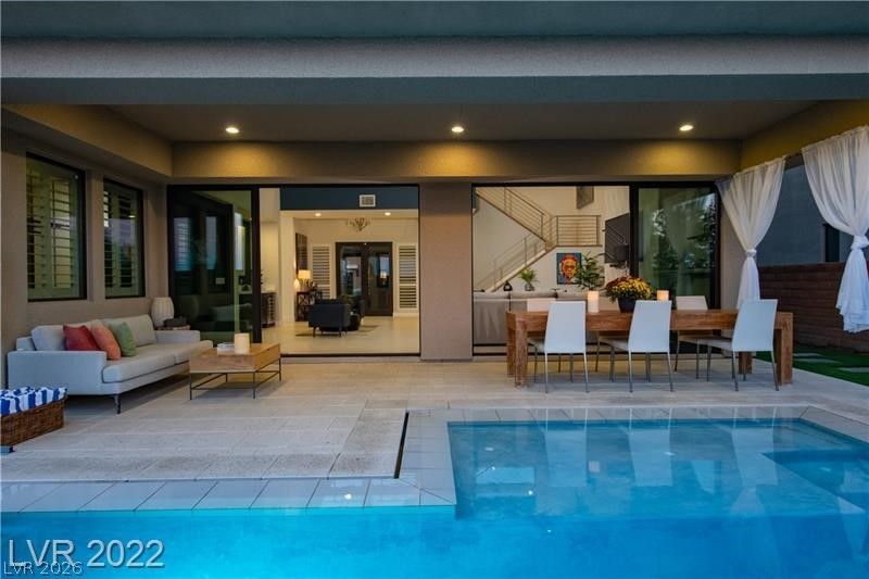 20 Garden Rain Drive — photo 5