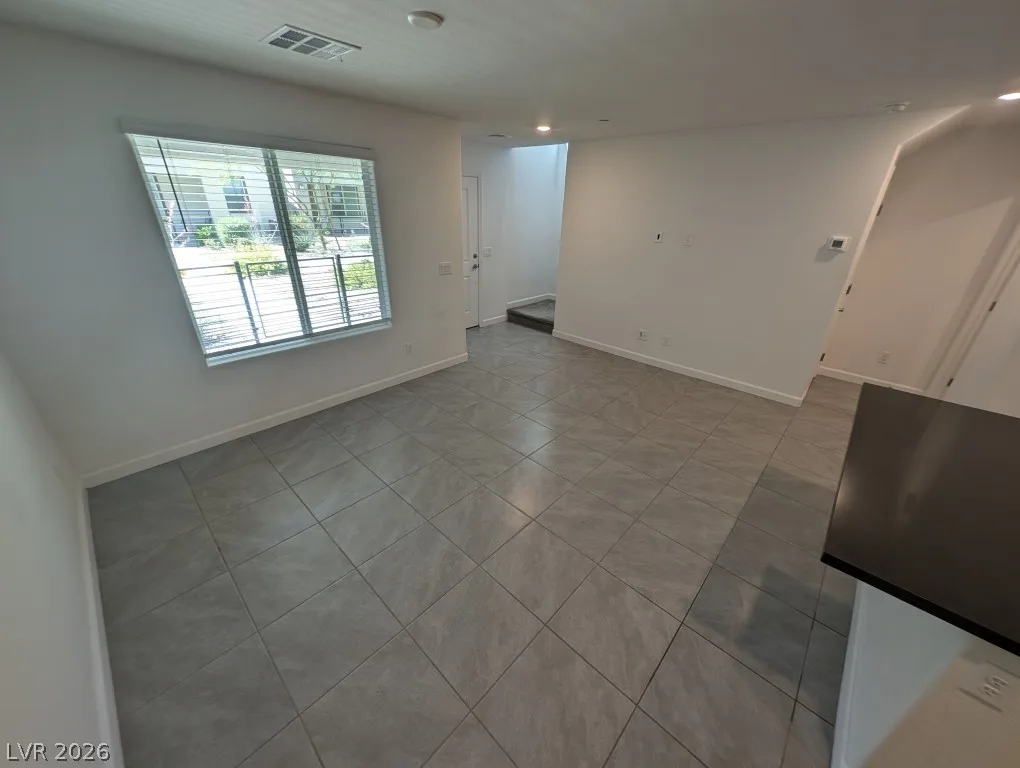3509 Golden Chariot Avenue — photo 3