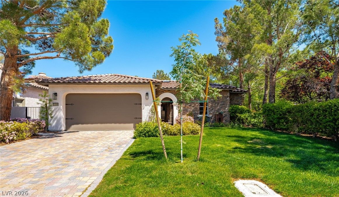 11846 WATERFORD CASTLE Court — photo 2