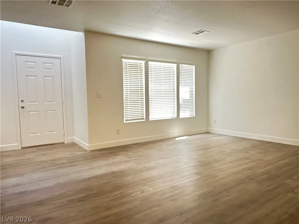 3192 Mist Effect Avenue — photo 3