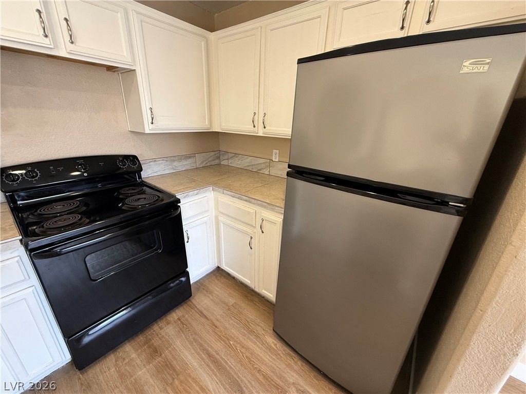 2982 Juniper Hills Boulevard 201 — photo 4