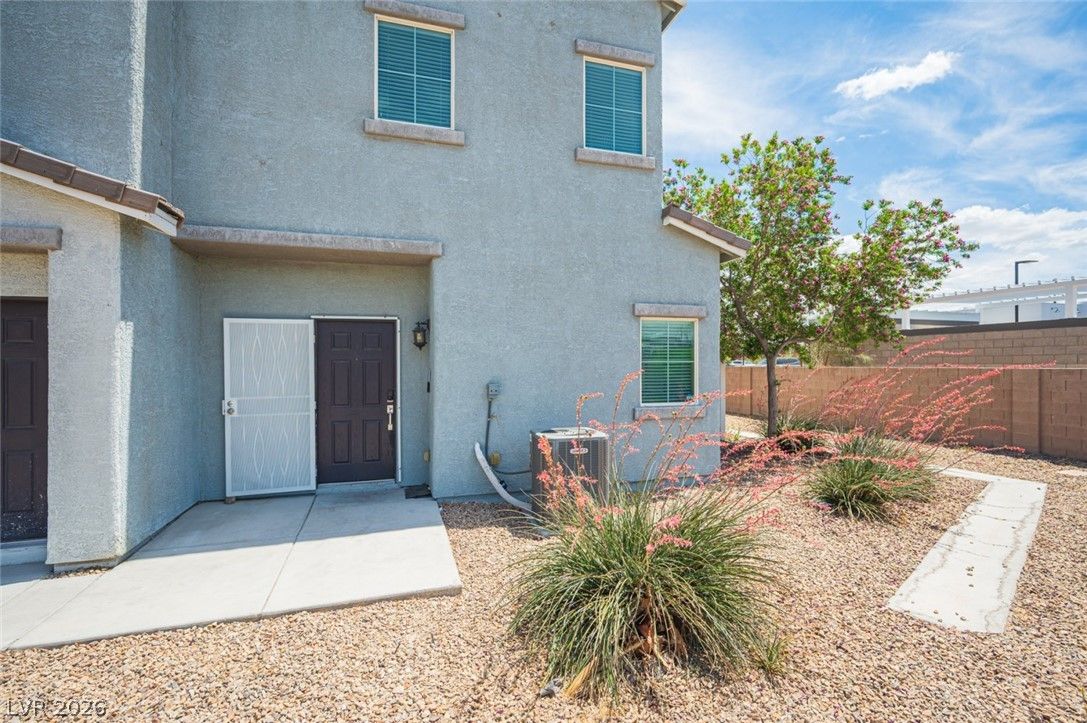 5565 Autumn Cliffs Way — photo 5