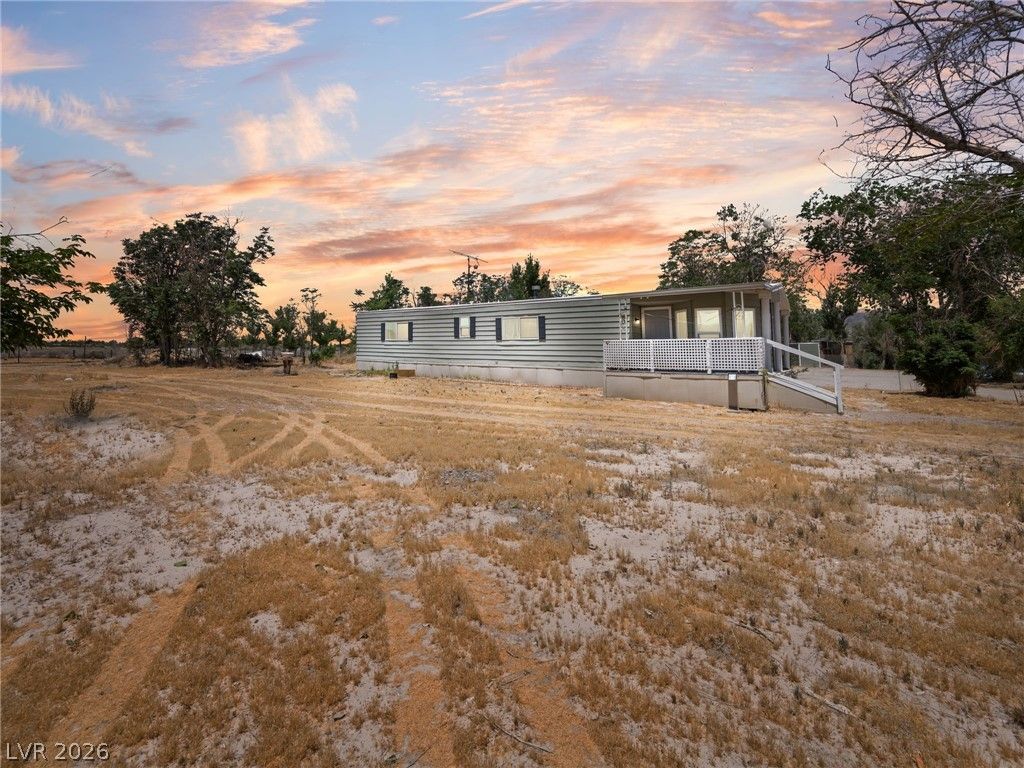 420 East Quartz Avenue — photo 3