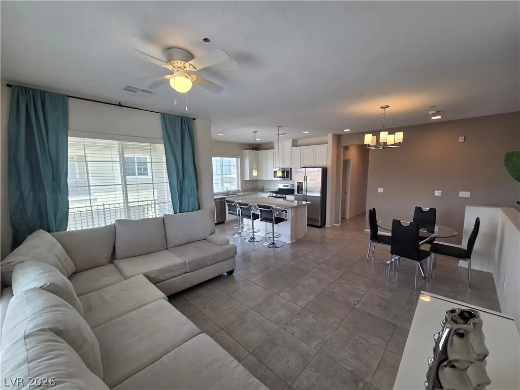 8577 Insignia Avenue 103 — photo 3