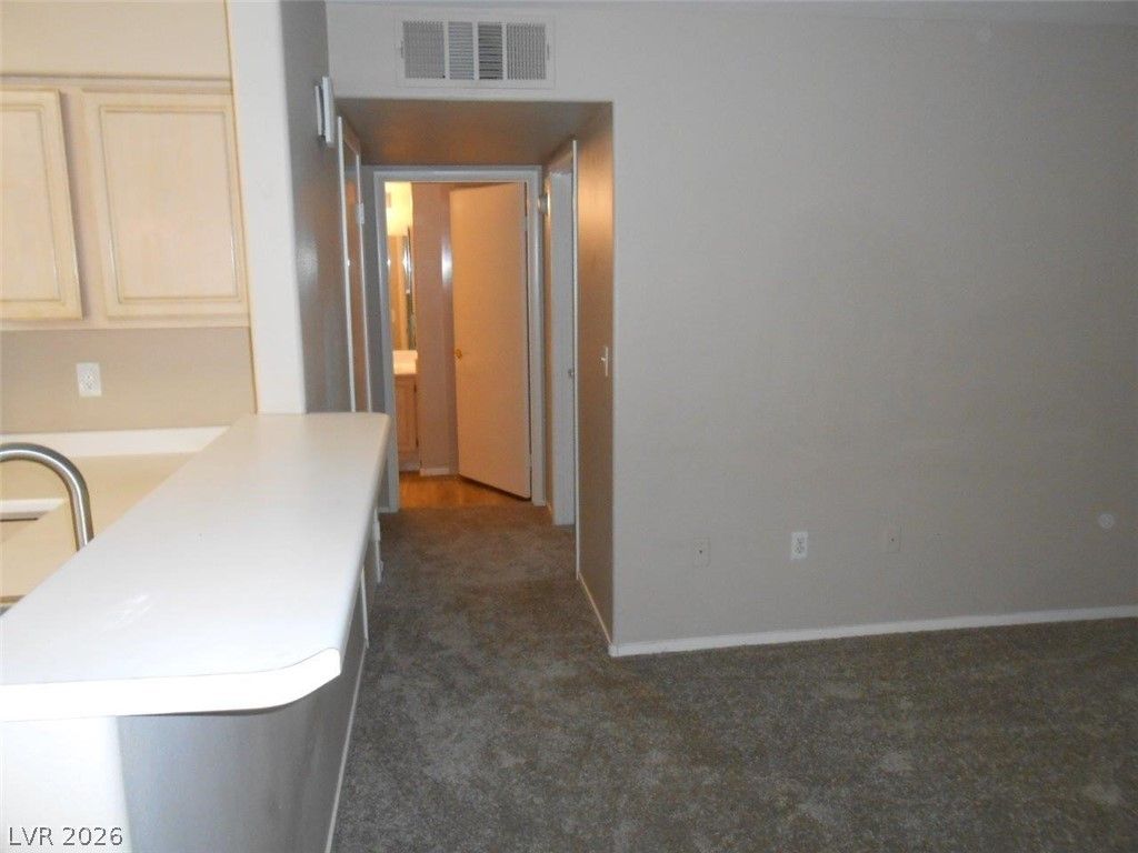 5710 East TROPICANA Avenue 1217 — photo 2
