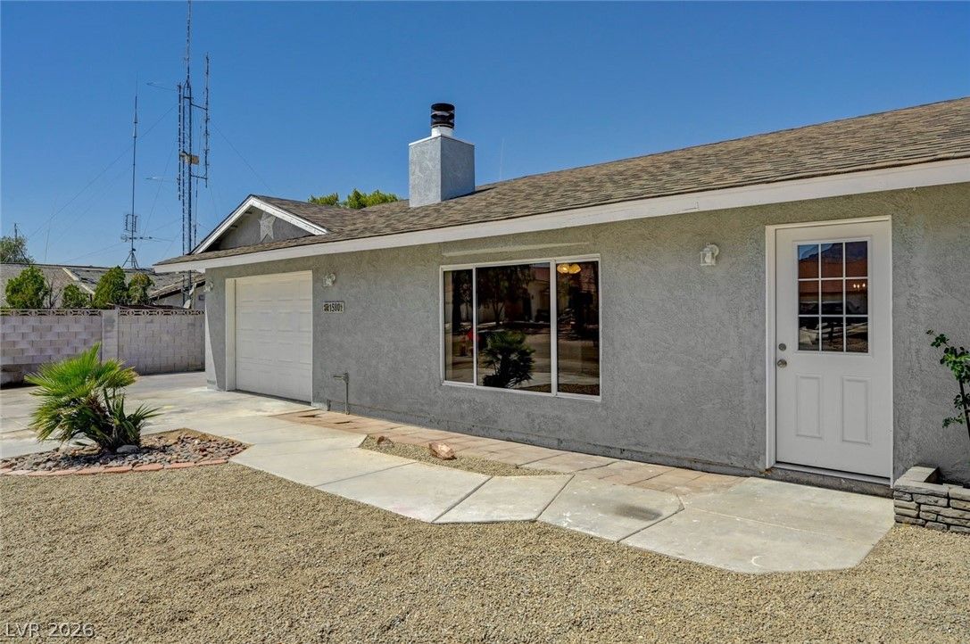 1580 Quarter Horse Drive — photo 2 of 48