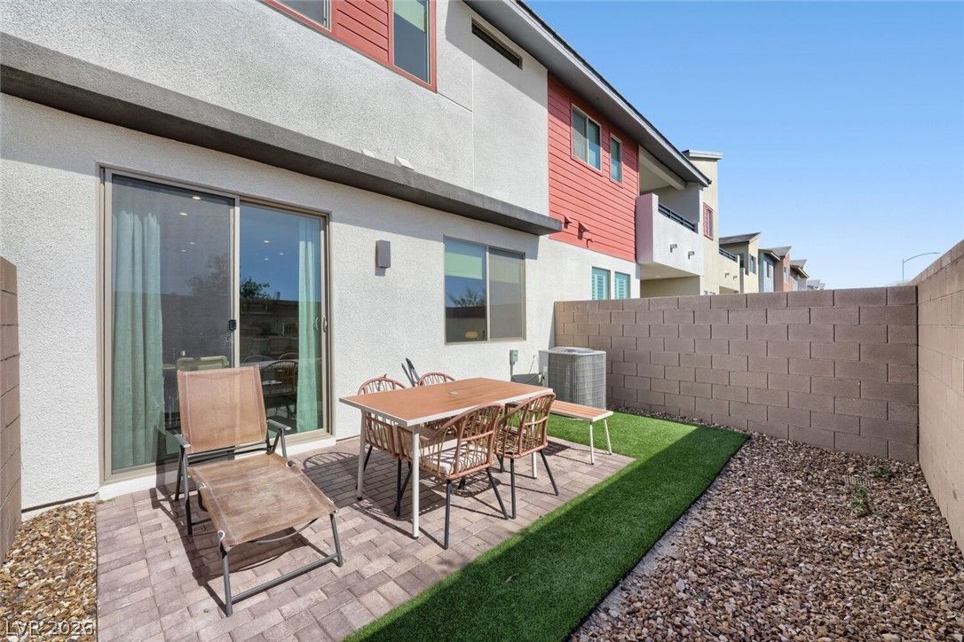 9711 Terra Canyon Street — photo 4