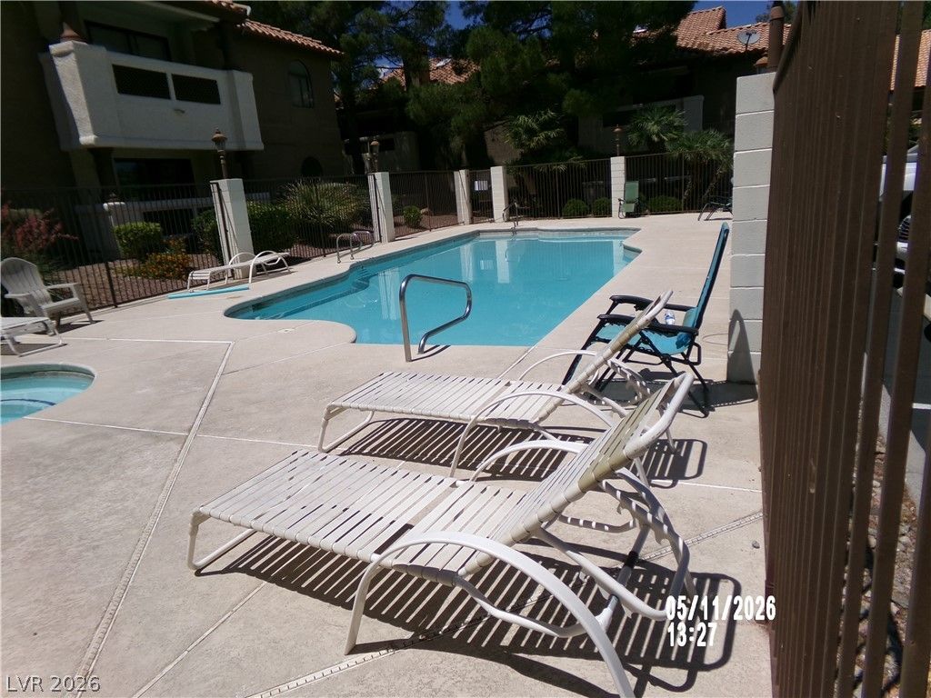2995 East Sunset Road 222 — photo 2