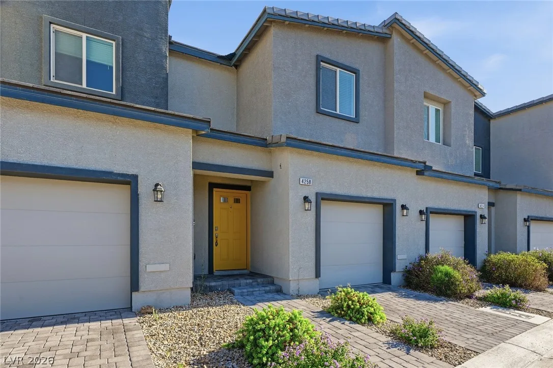 4258 Lunar Canyon Avenue — photo 3