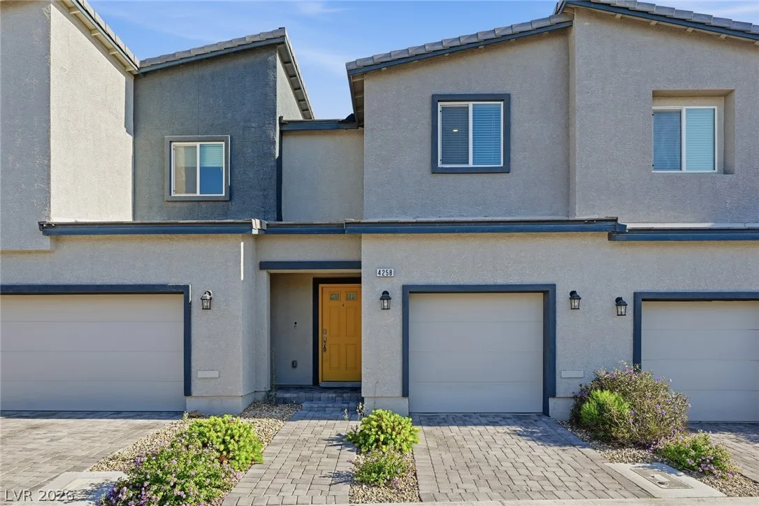 4258 Lunar Canyon Avenue — photo 4