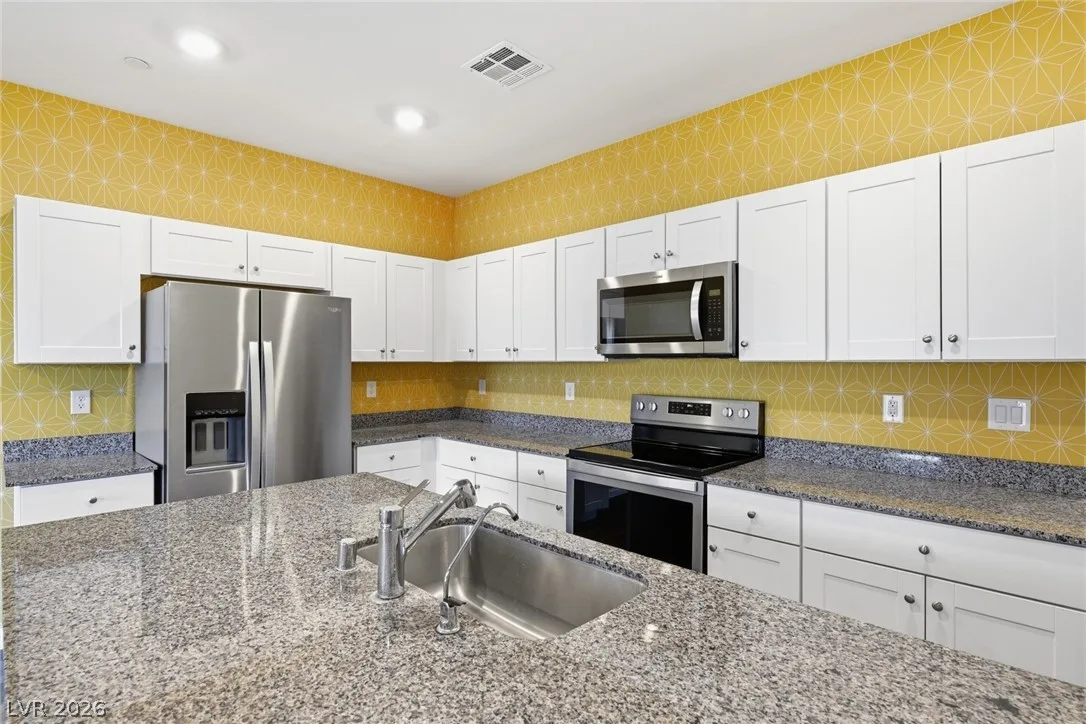 4258 Lunar Canyon Avenue — photo 5