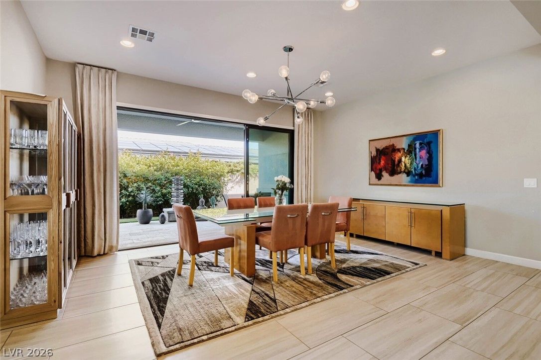 8494 Wolf Mountain Court — photo 4