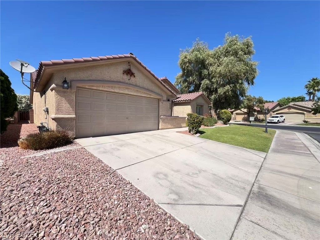 5488 Apron Court — photo 2