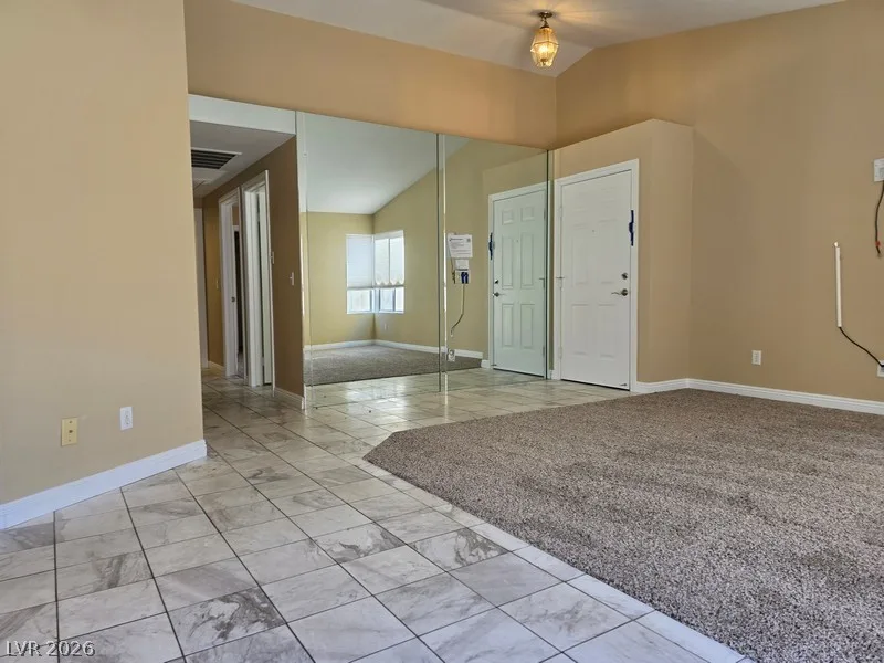 7217 SUN COVE Circle 0 — photo 4