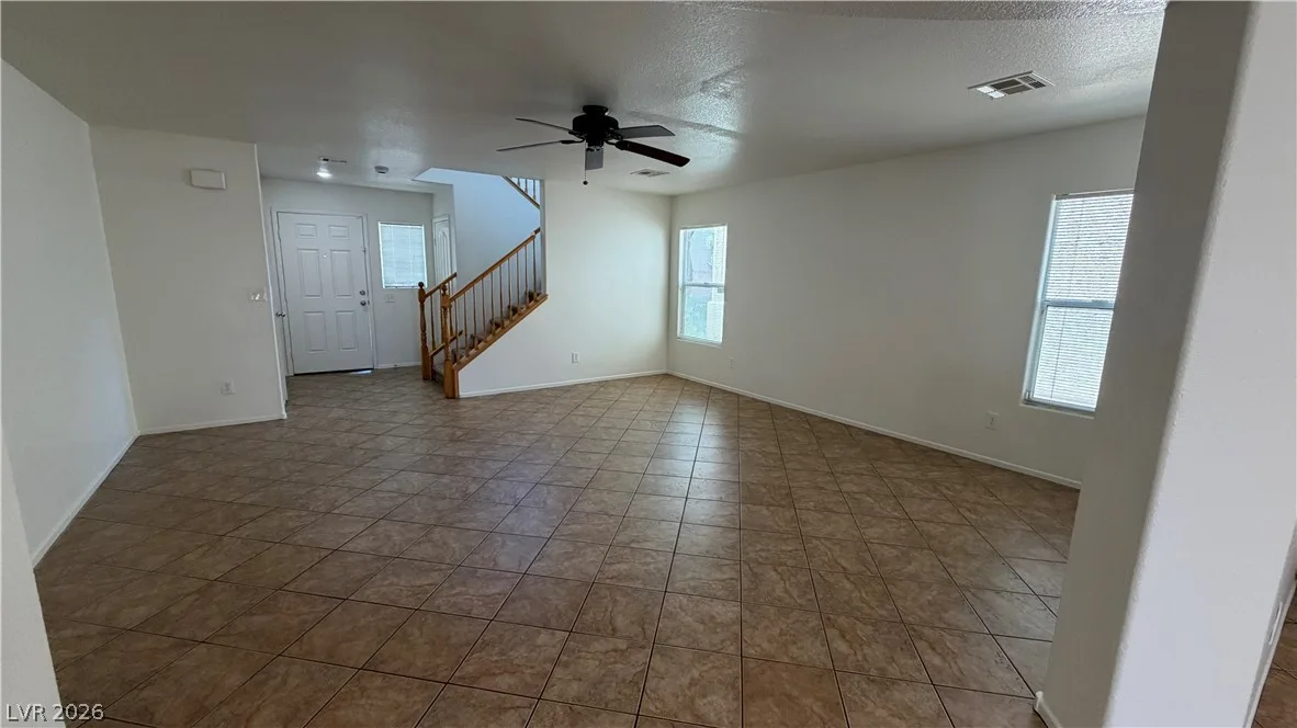 718 THORNFORD Street — photo 4