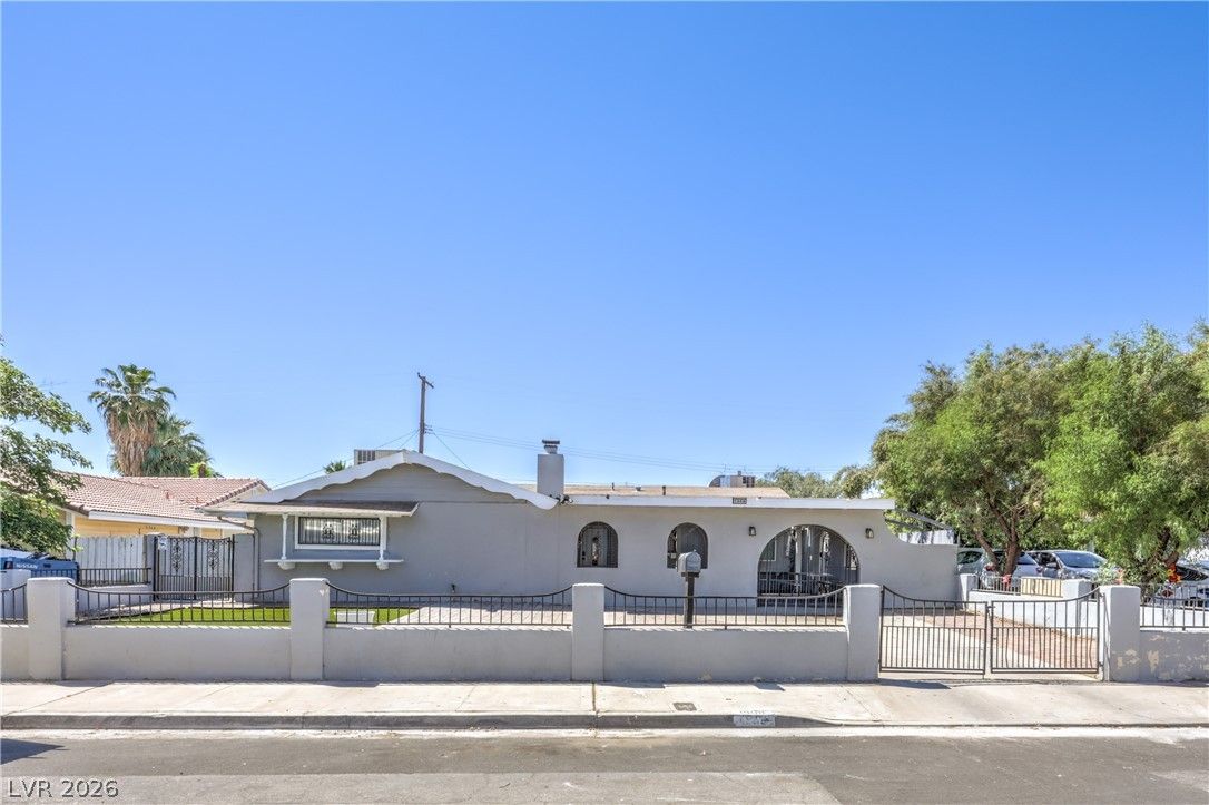 1908 Melinda Avenue — photo 1 of 27