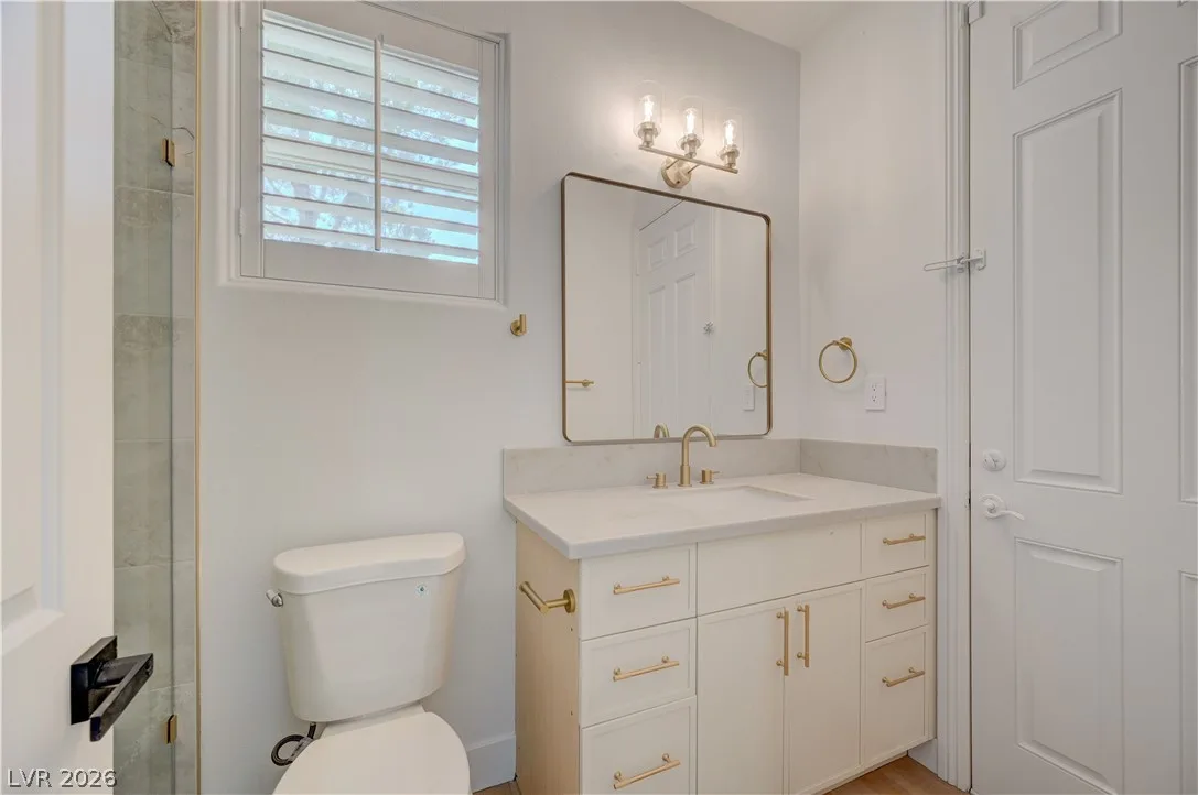 Photo 45