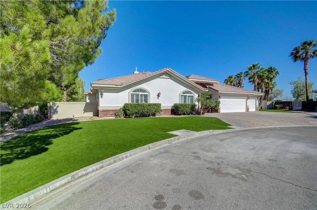 2290 Casa Bella Court — photo 5 of 65