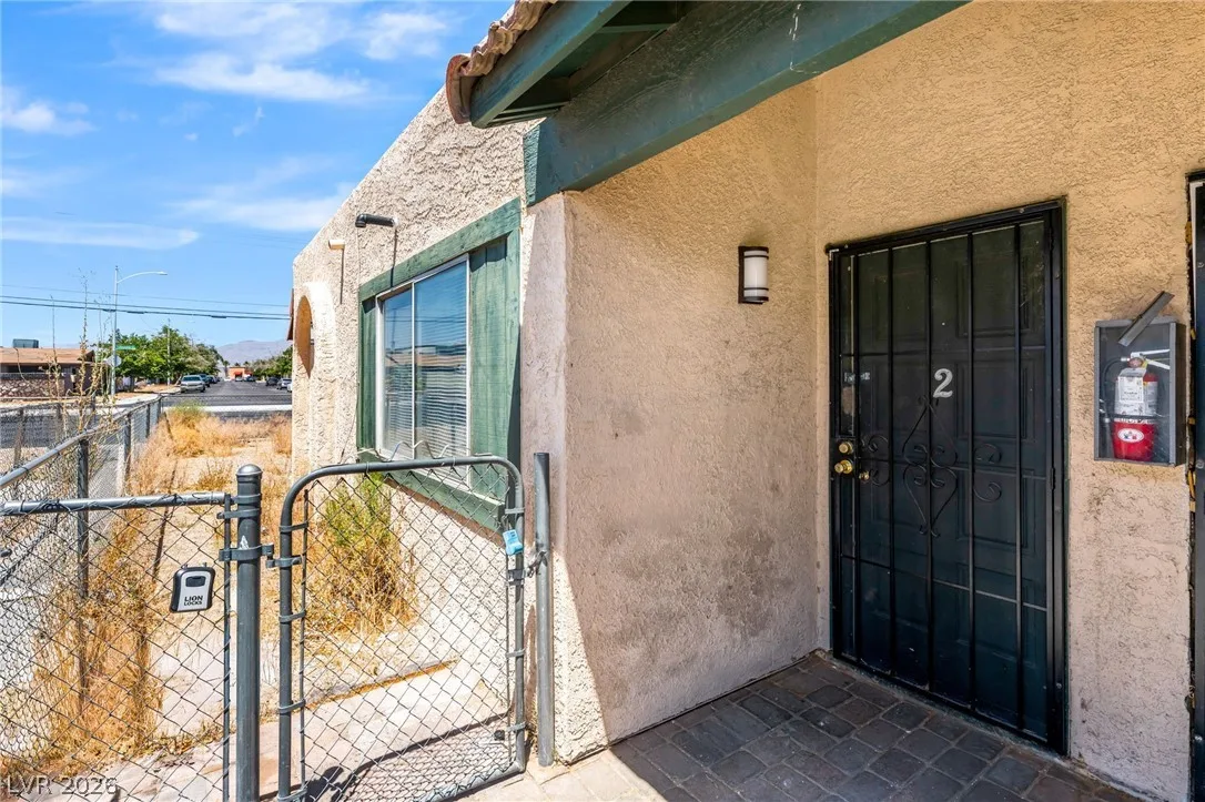 5309 West Cheyenne Avenue 2 — photo 3