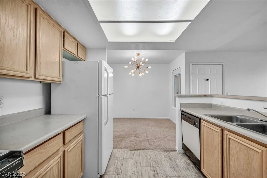 8070 West Russell Road 2060 — photo 5