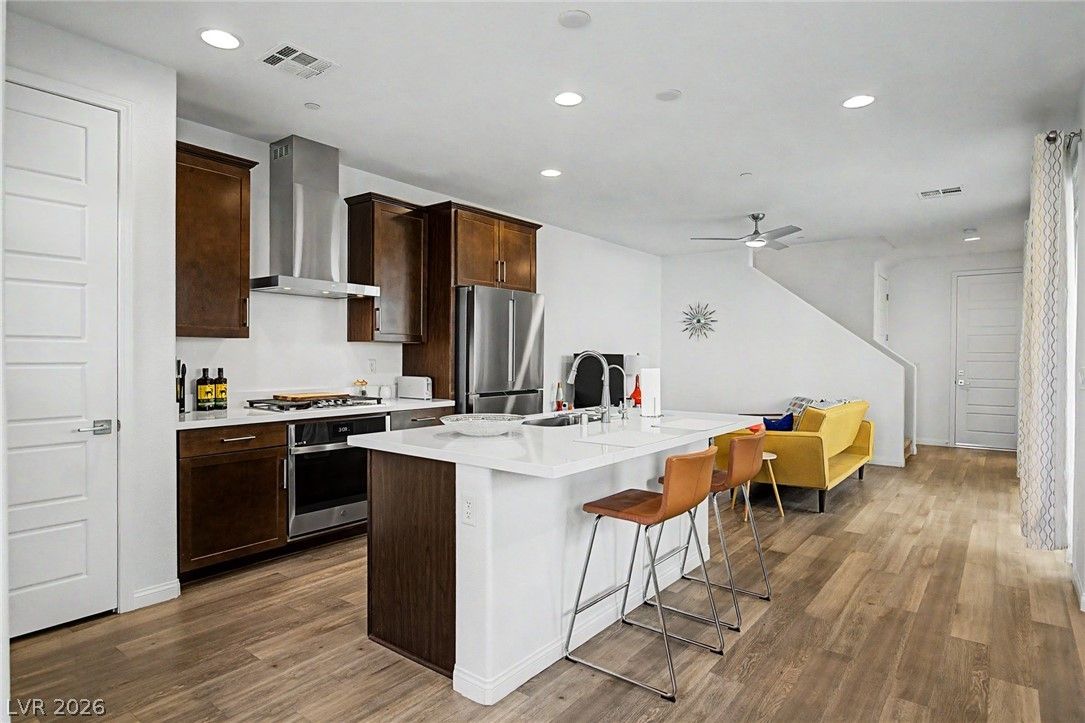 72 Kimberlite Drive — photo 3