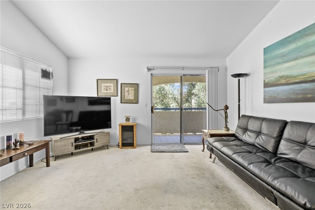 2725 South Nellis Boulevard 2137 — photo 2
