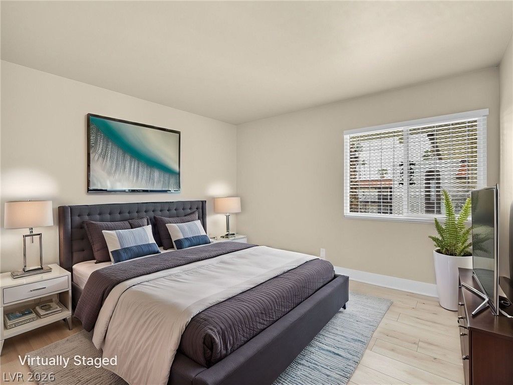 1405 Vegas Valley Drive 226 — photo 5