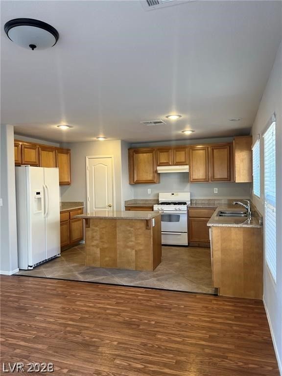7320 Camden Pine Avenue — photo 3
