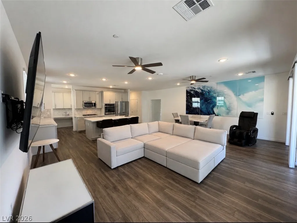 2555 Hampton Road 4205 — photo 3