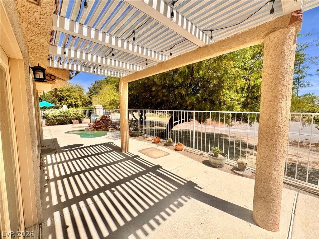 5032 Forest Oaks Drive — photo 3