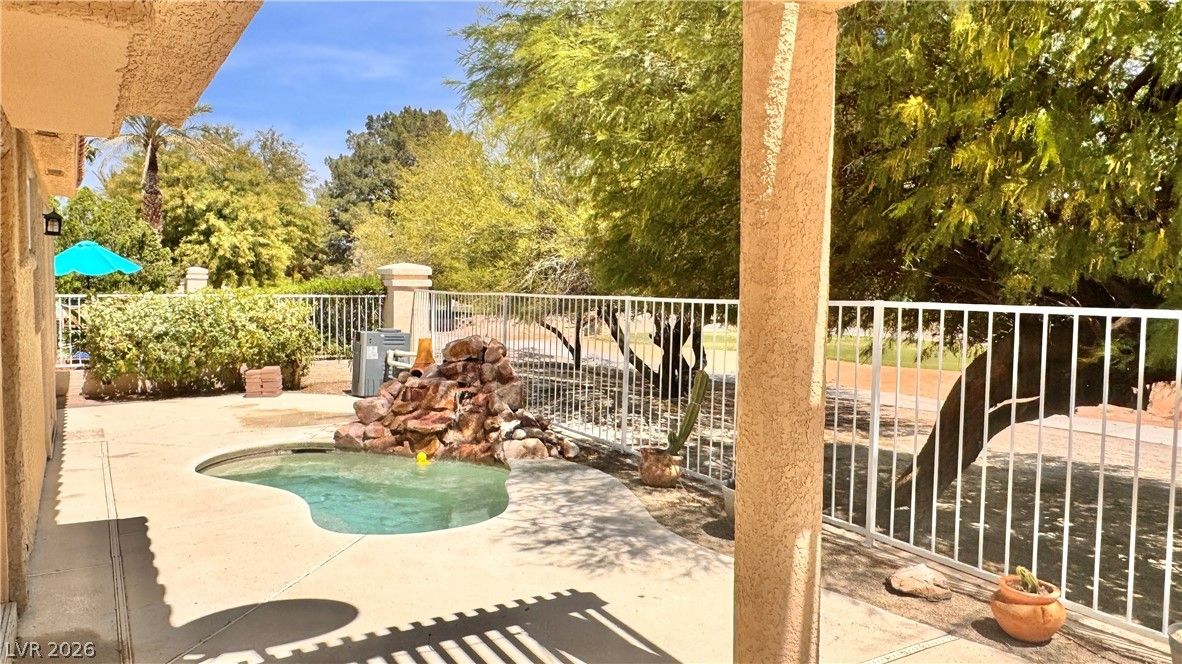 5032 Forest Oaks Drive — photo 4
