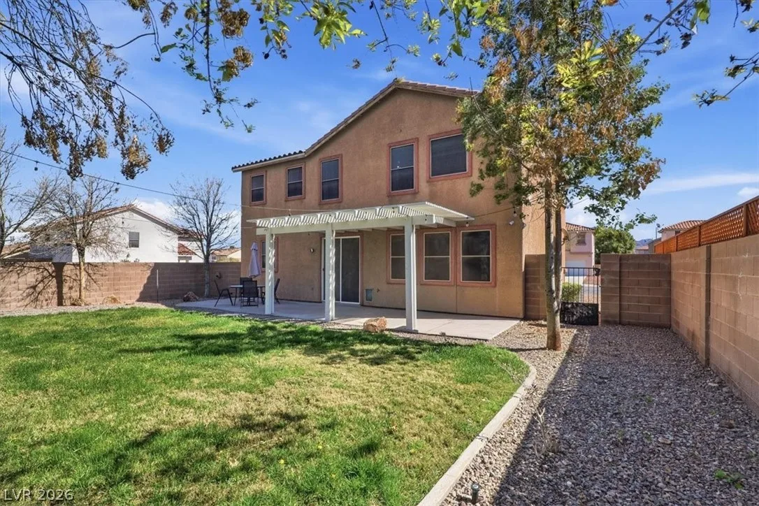 749 Beach Park Street — photo 3