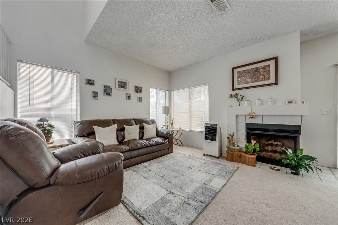 1667 Britannia Avenue — photo 5 of 24