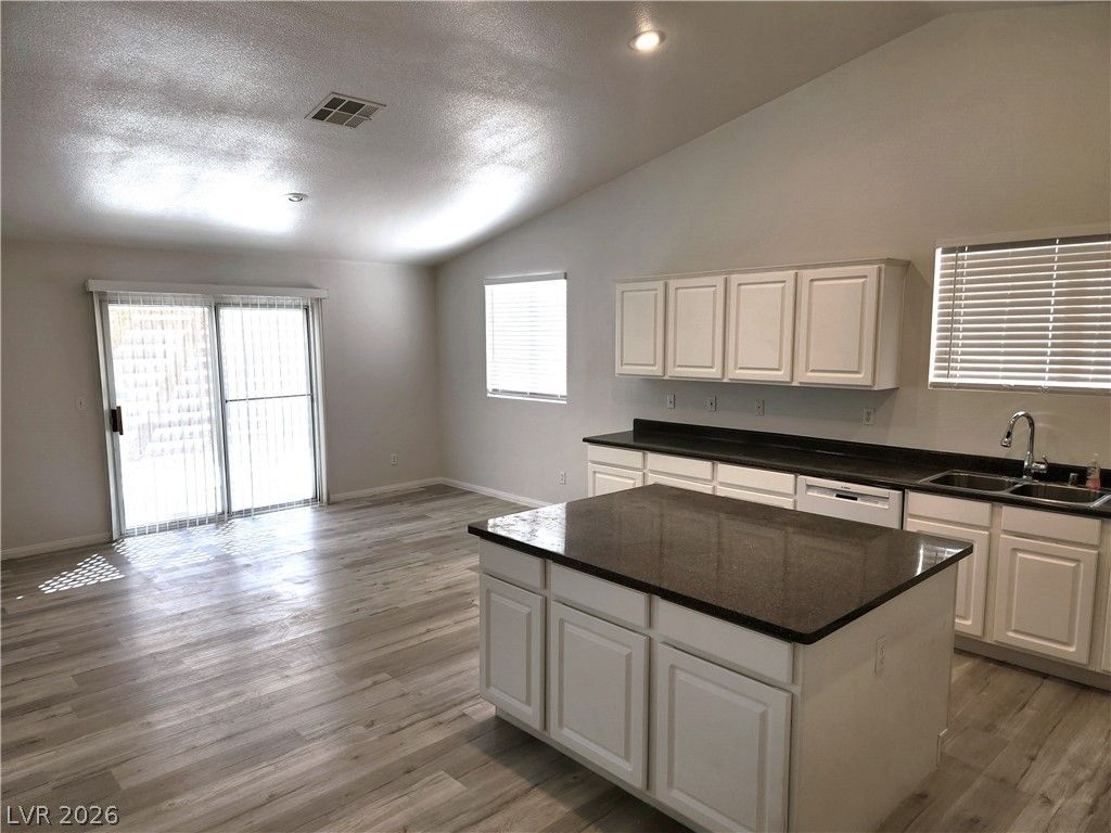 517 Pearberry Avenue — photo 5