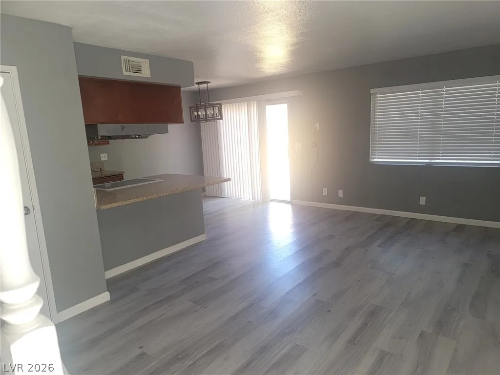 5156 Golden Lane D — photo 2