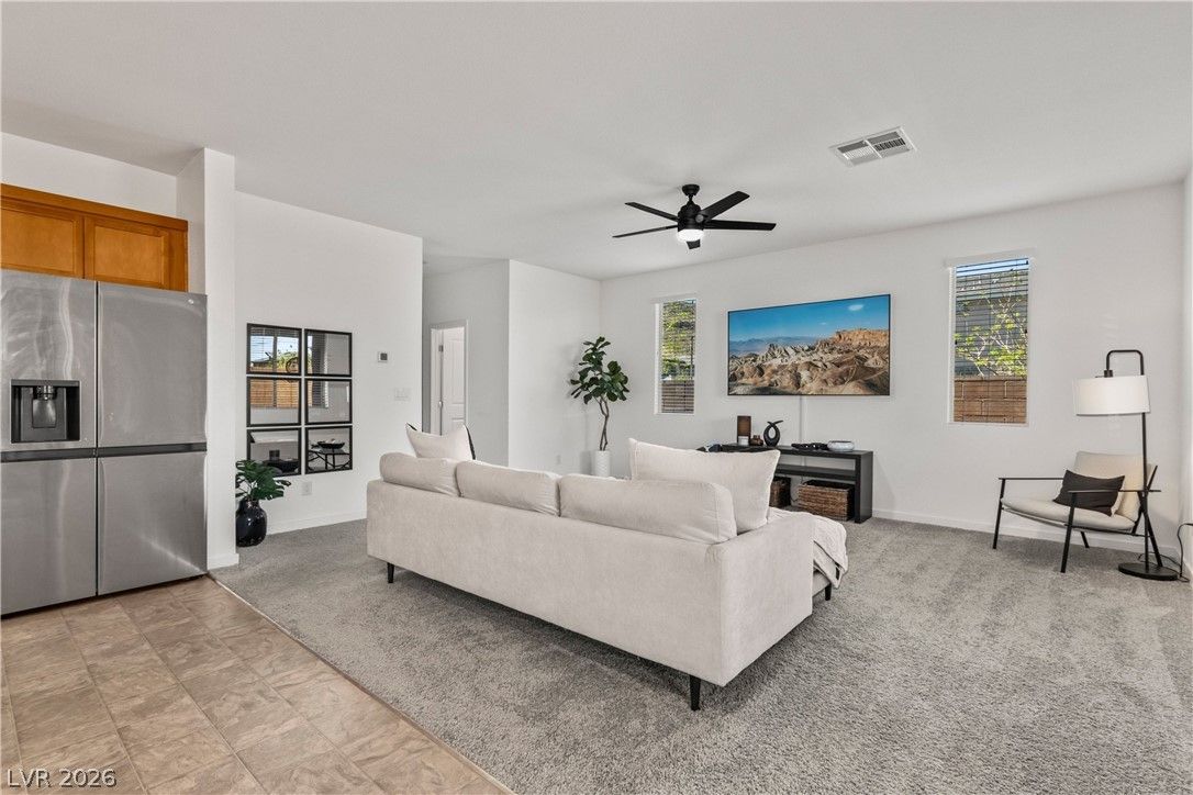 9692 Jade Rise Avenue — photo 3 of 28