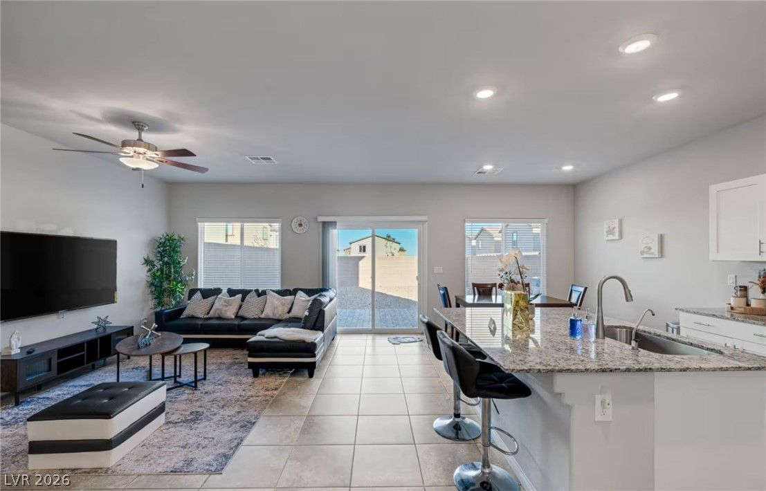 8244 Selenite Street — photo 3