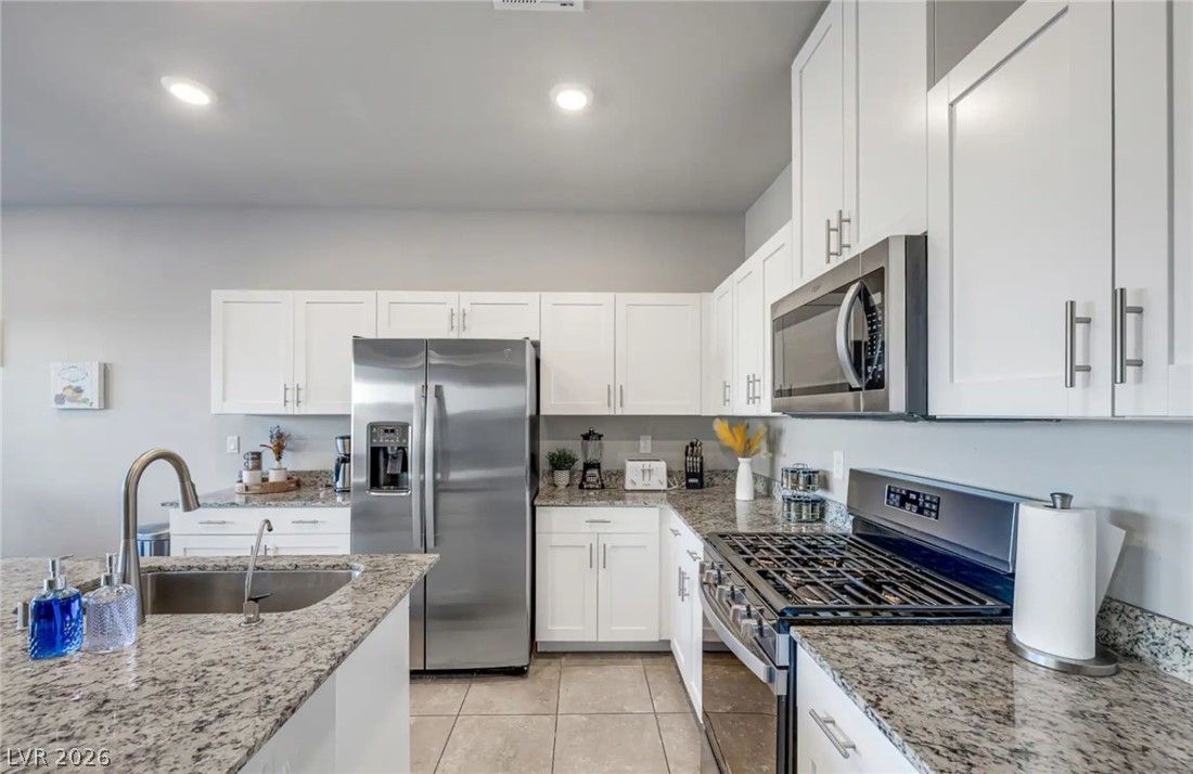 8244 Selenite Street — photo 4