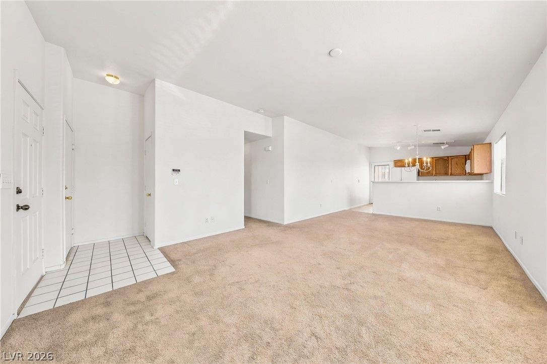 5060 Mascaro Drive — photo 5